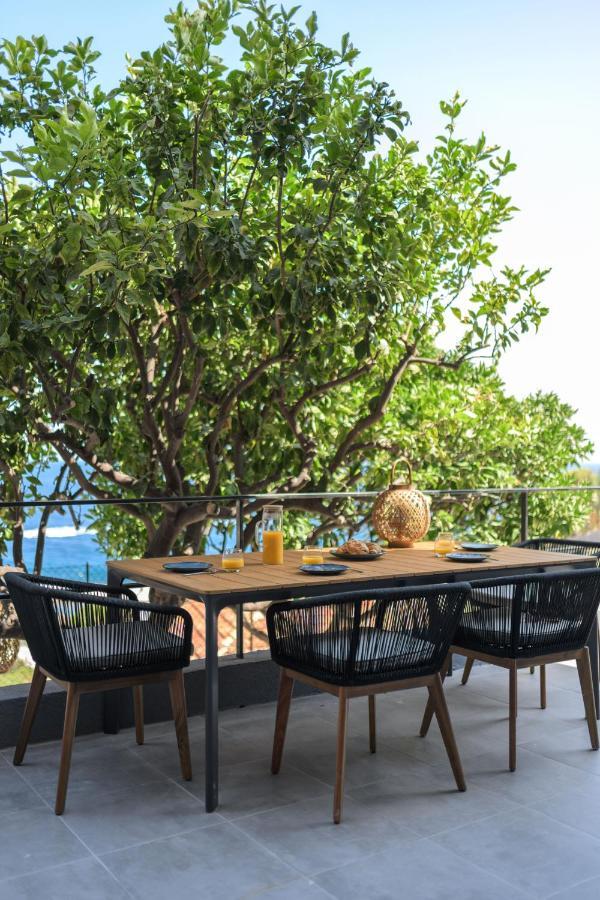 Proche Monaco, Vue Mer, Acces Et Jardin Privatif * Saint-Antoine (Alpes-Maritimes)